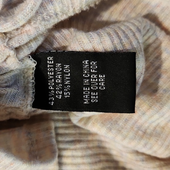 I.N. San Francisco Speckled Ruched Cut Out Back Top - Picture 8 of 8